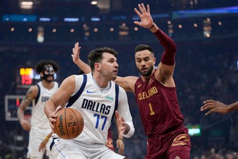 cleveland cavaliers game last night|WATCH: Max Strus Hits Half Court Shot To Give Cavs Victory .